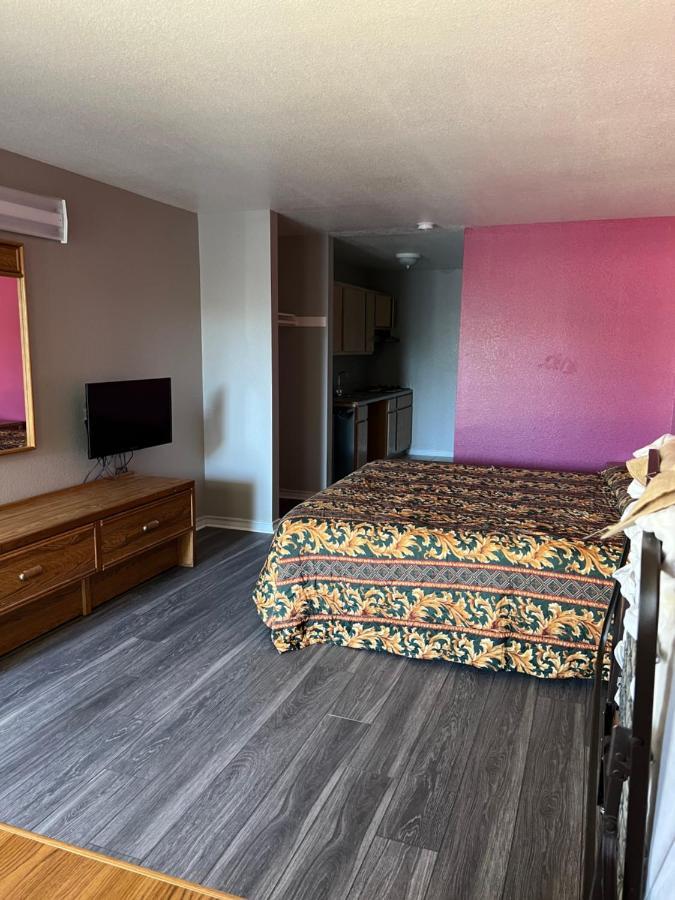 Country Inn Motel San Antonio Bagian luar foto