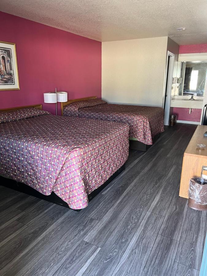 Country Inn Motel San Antonio Bagian luar foto