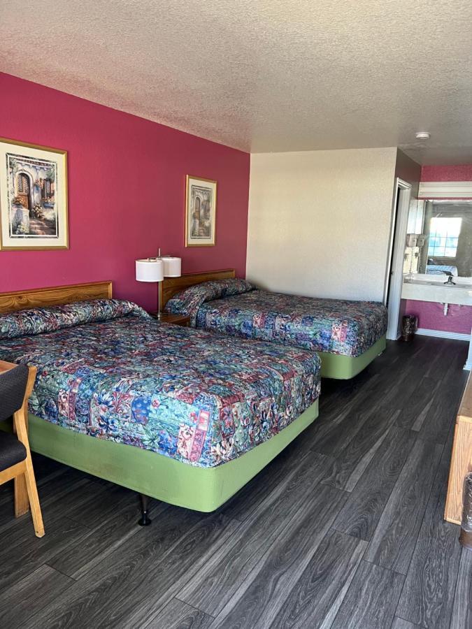 Country Inn Motel San Antonio Bagian luar foto
