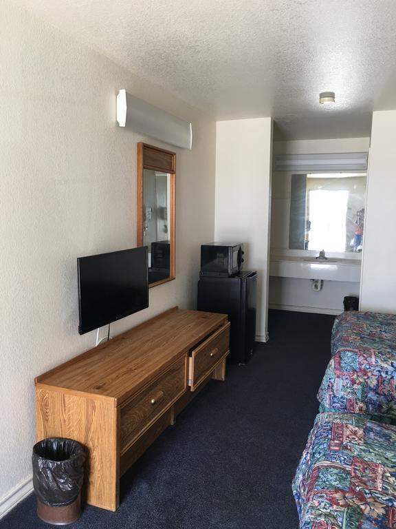 Country Inn Motel San Antonio Bagian luar foto